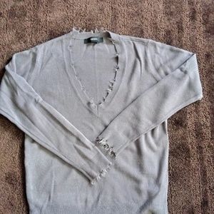 NWOT Forever 21 gray V neck sweater size small